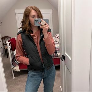 Black Vest with Fur detachable hood🍁